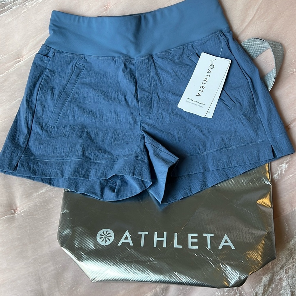 Athleta Shorts NWT
